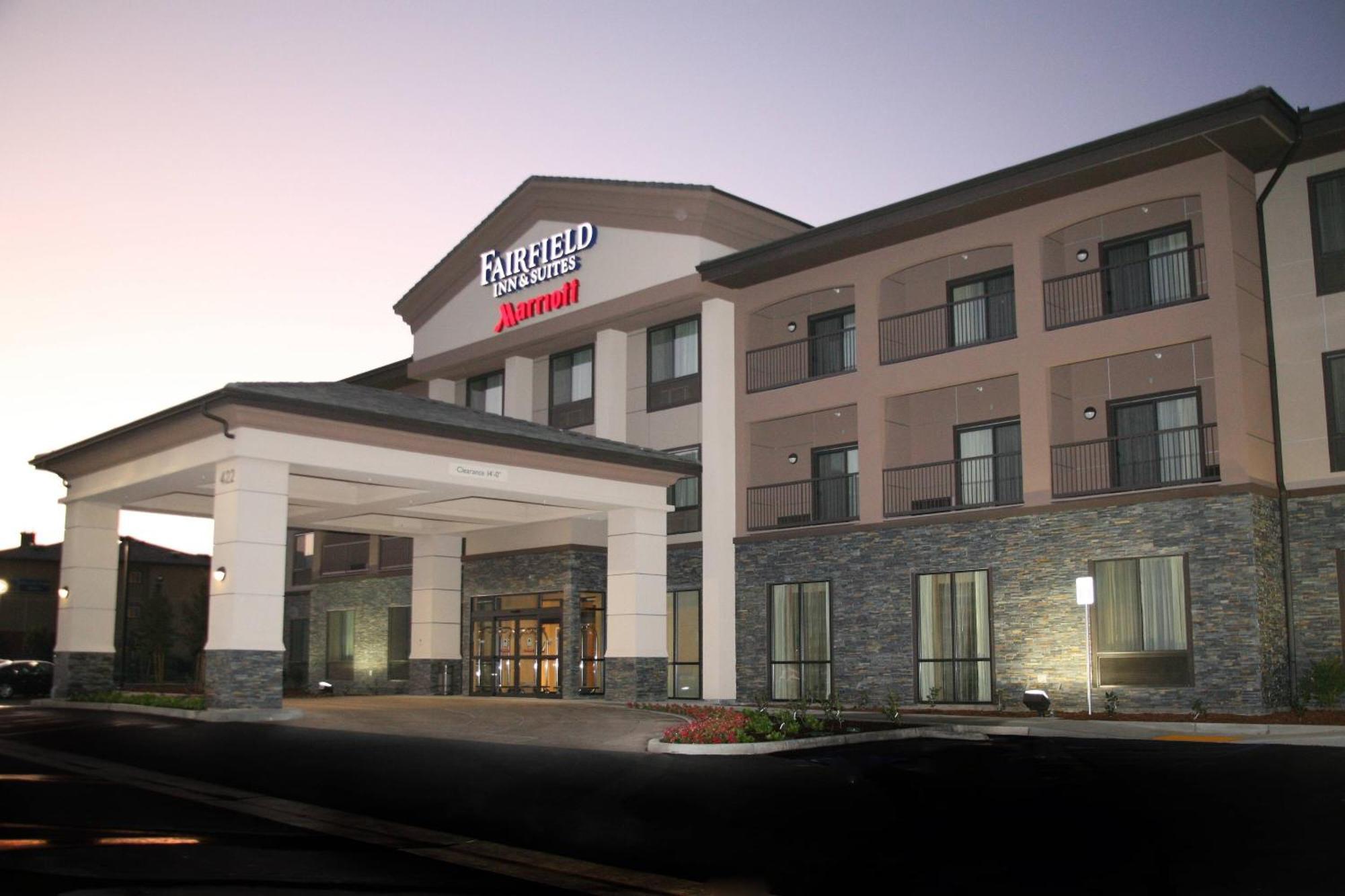 Fairfield Inn & Suites Tehachapi Exterior photo